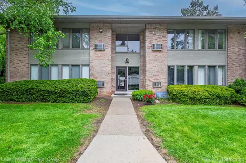340 Concord, Bloomfield Township, MI 48304
