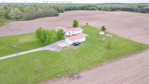 5373 Mertz Rd, Fremont, MI 48744