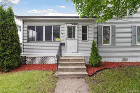 107 Frank St, Bay City, MI 48706