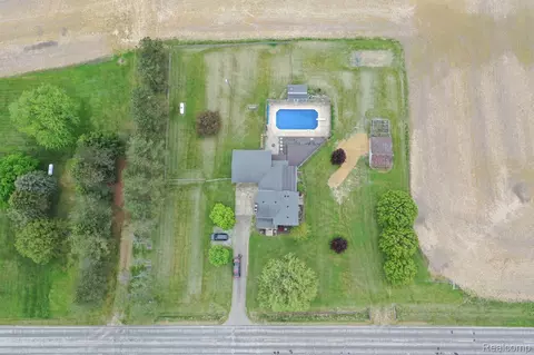 1788 E Wilkinson Rd, Caledonia, MI 48867