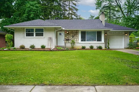 27297 Lexington Pkwy, Southfield, MI 48076