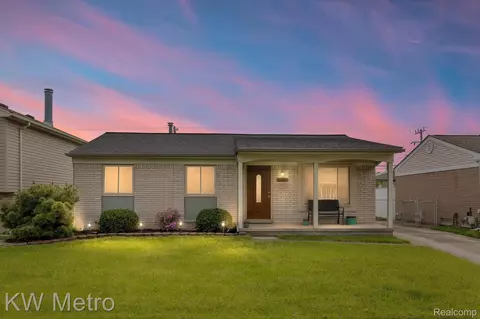 23844 Manila St, Clinton Township, MI 48035