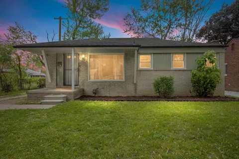 335 Longfellow St, Inkster, MI 48141