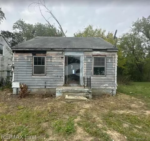 9377 Memorial Ave, Detroit, MI 48228