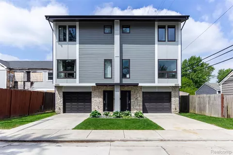 123 Mason Ct #2, Royal Oak, MI 48067