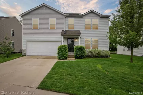 8646 Magnolia Way, Lima, MI 48130