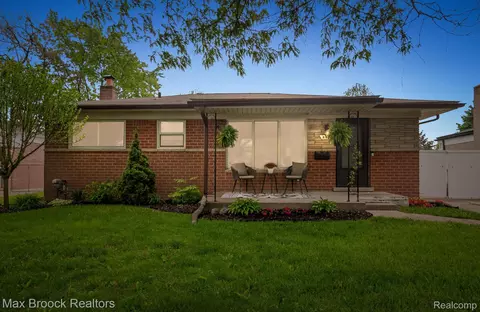 4432 Martin Rd, Warren, MI 48092