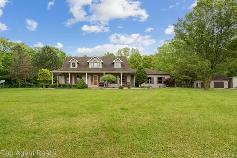 7386 Card Rd, Kimball, MI 48074