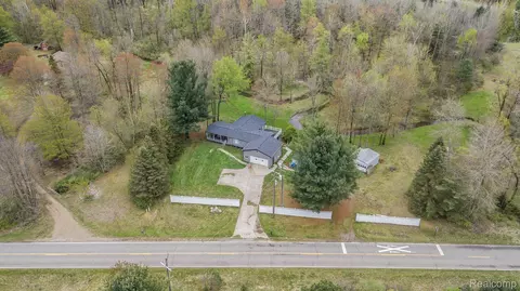 5315 Brown Rd, Vassar, MI 48746