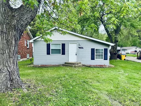 38204 Main St, New Baltimore, MI 48047