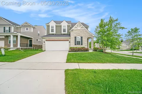 2979 Havre St, Ann Arbor, MI 48105