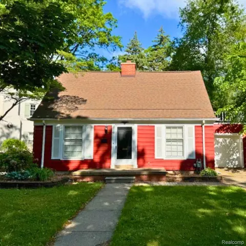 10 Brookline Ln, Dearborn, MI 48120