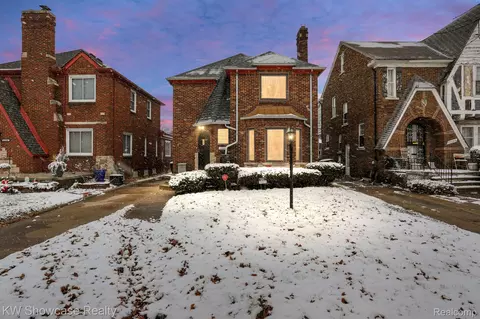 17600 Pennington Dr, Detroit, MI 48221