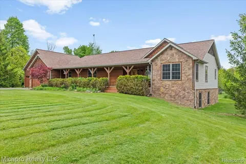 3434 Brown City Rd, Goodland, MI 48444