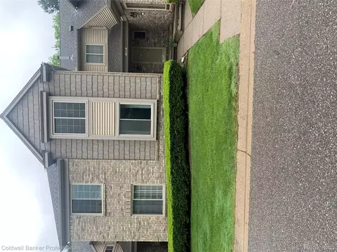 758 S Milford Rd, Milford, MI 48381