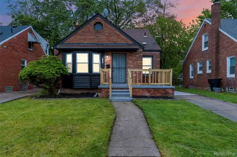 18483 Freeland St, Detroit, MI 48235