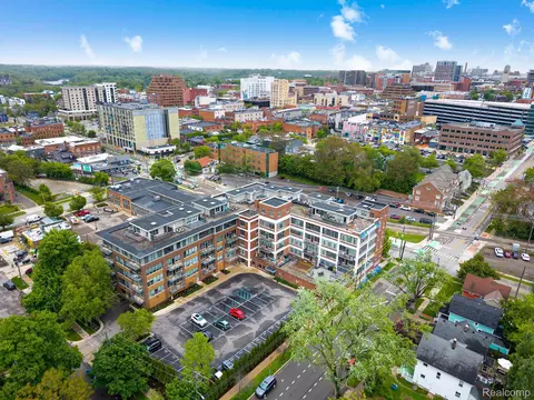 315 2nd St #403, Ann Arbor, MI 48103