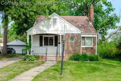 11318 Arnold Rd, Redford, MI 48239
