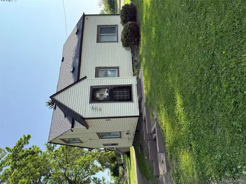 1226 E Princeton Ave, Flint, MI 48505