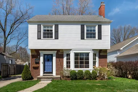 1978 Wiltshire Rd, Berkley, MI 48072
