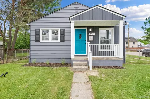 27135 Barrington St, Madison Heights, MI 48071
