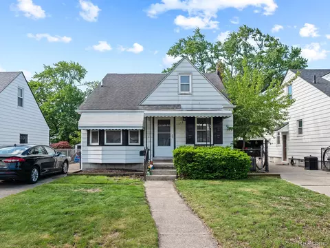 212 Devillen Ave, Royal Oak, MI 48073