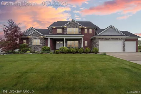 6268 Victoria Ln, Mundy, MI 48473