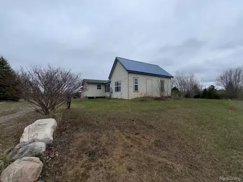 1789 S M 65, Whittemore, MI 48770