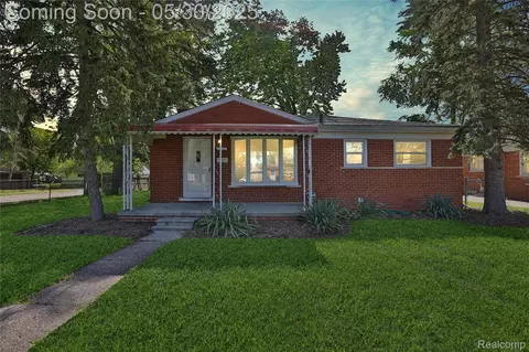 24236 Melody Rd, Warren, MI 48089