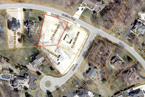 3701 Stallion Way, Commerce, MI 48382