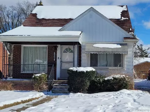 9080 Westwood St, Detroit, MI 48228