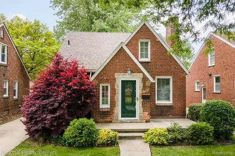 2029 Hubbell St, Dearborn, MI 48128