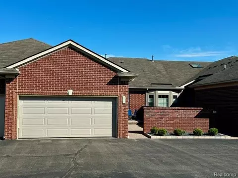 50022 Samuel Ct #123, Utica, MI 48317