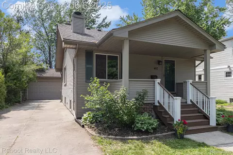 617 Hilldale Dr, Royal Oak, MI 48067
