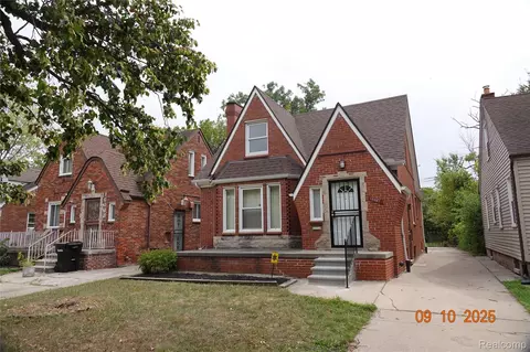 16067 Ellsworth St, Detroit, MI 48227