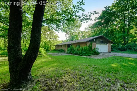 6621 Crane Rd, Pittsfield, MI 48197