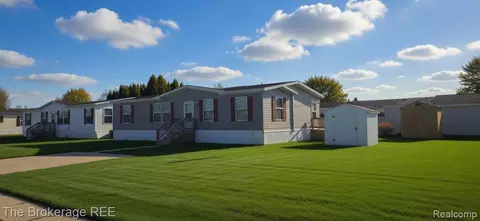 654 Basswood Ct, Flint, MI 48506