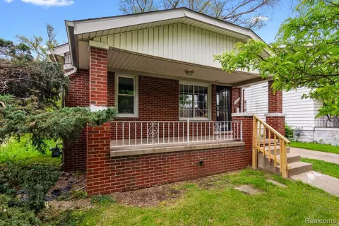 15730 Winthrop St, Detroit, MI 48227
