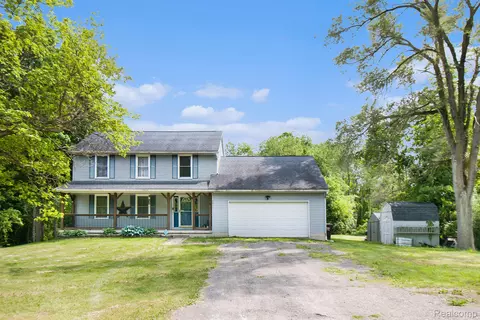7986 Arkona Rd, Milan, MI 48160
