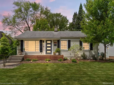 4707 Woodland Ave, Royal Oak, MI 48073