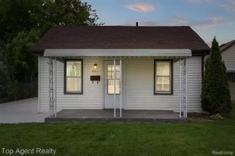 26041 Belanger St, Roseville, MI 48066