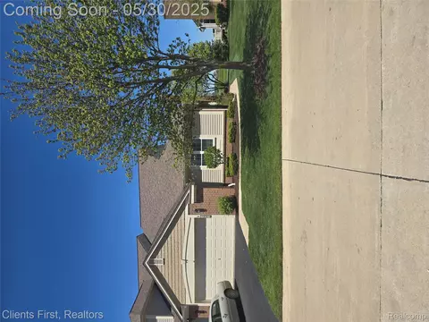 1882 Wentworth Dr, Canton, MI 48188