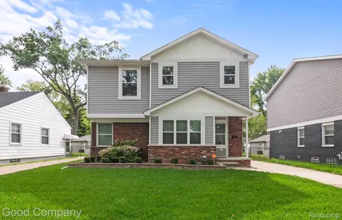 2520 Ellwood Ave, Berkley, MI 48072