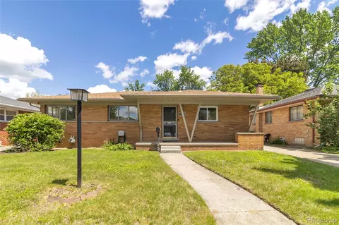 14328 Fenton, Redford, MI 48239