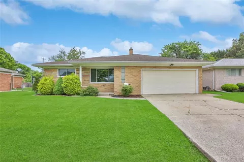 21150 Gentner St, Warren, MI 48089