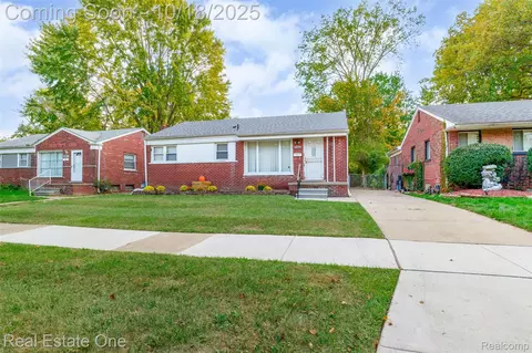 29643 Steinhauer St, Inkster, MI 48141