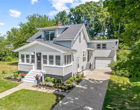315 Baldwin Ave, Royal Oak, MI 48067