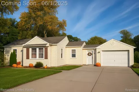 9044 N Sheldon Rd, Plymouth, MI 48170