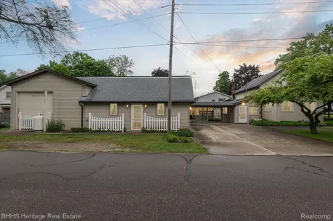 301 N Church St, Byron, MI 48418