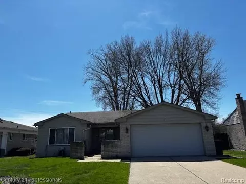 18201 Filmore St, Southfield, MI 48075